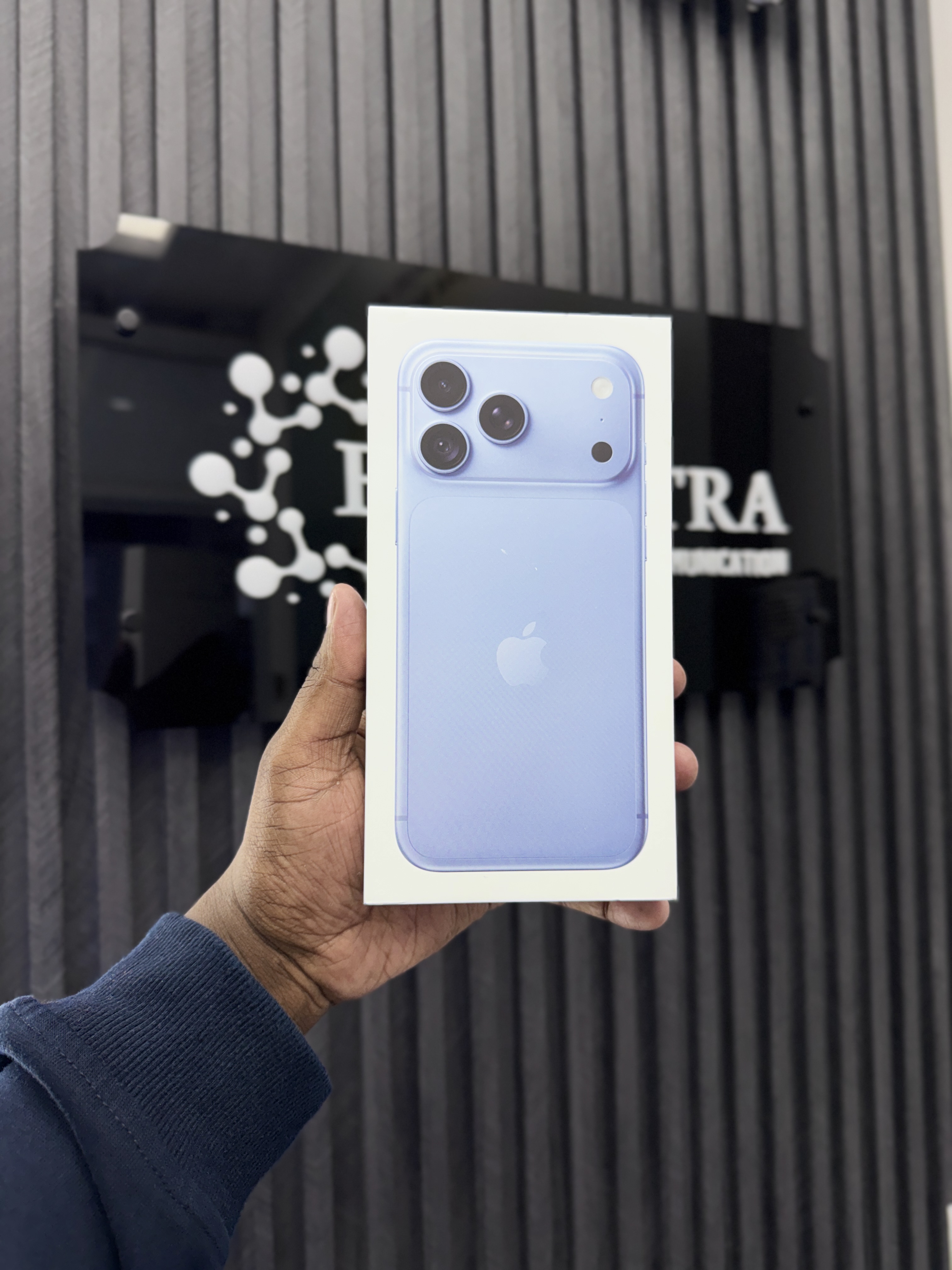 iPhone 18 pro max physical 256GB
